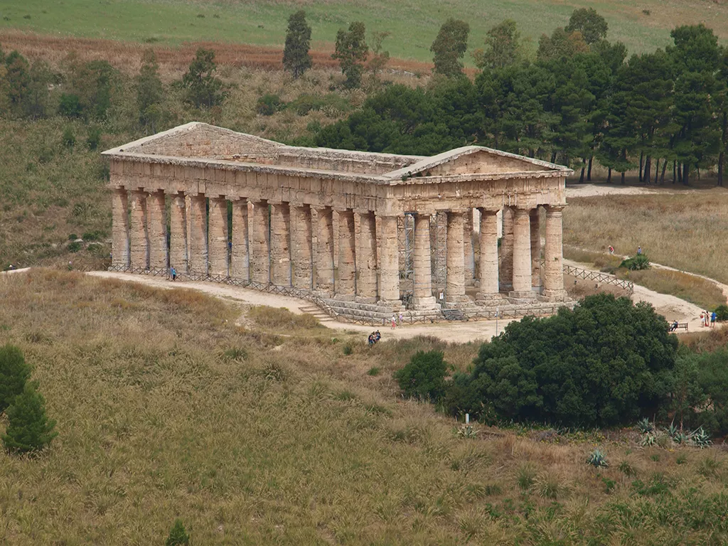 Trade, Conflict, and the Sicilian Wars (580-265 BC) - Elymian town of Segesta